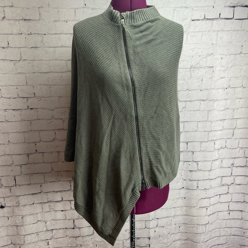 Lululemon on the go asymmetrical poncho dark sage green